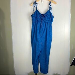 Old Navy Twist Front Tie Shoulder‎ Straps Smocked Chambray Jumpsuit Size Large